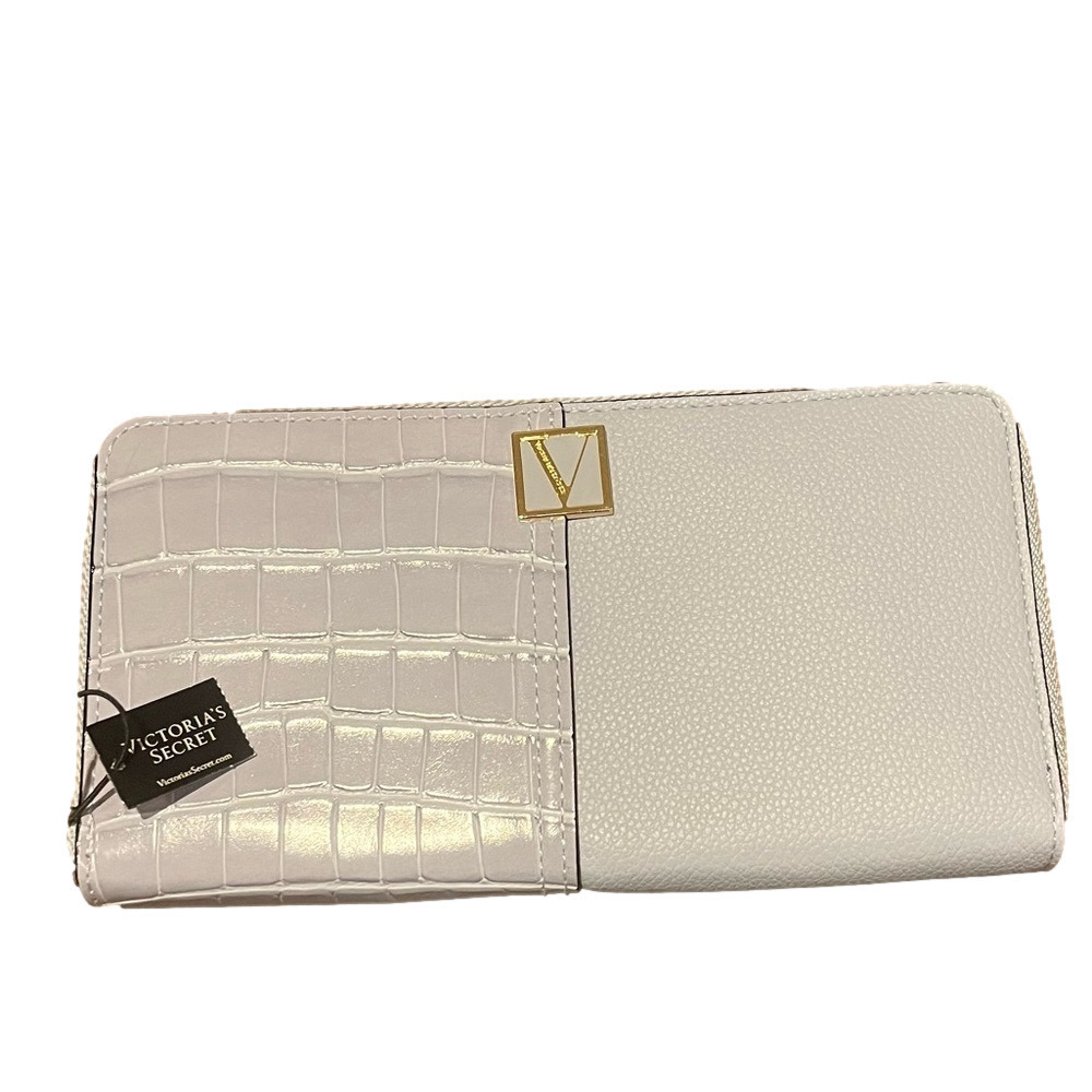 Victoria’s Secret wristlet NWT